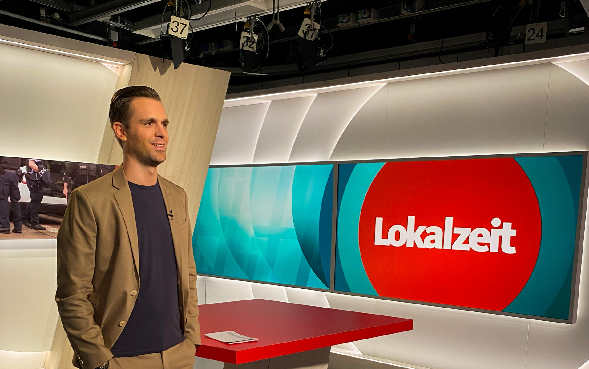 TV Studio Lokalzeit Marc Hartenstein